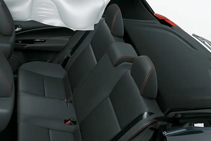 7 Airbags (Driver + Passenger) 2