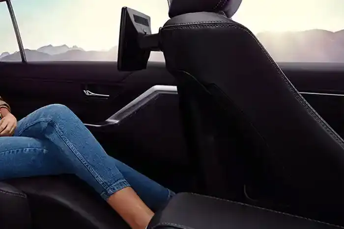 Captain Seat with Ottoman 2