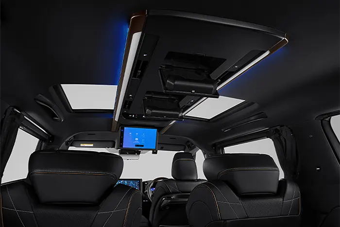 Experience High-End Lounge