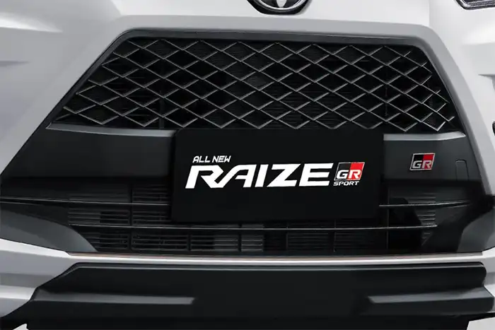 New GR Front Grille