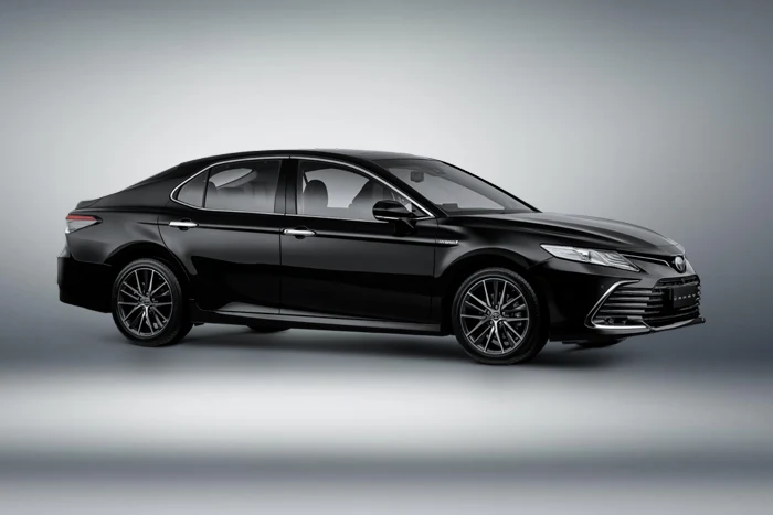 Toyota Camry - Right Side View