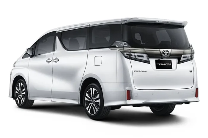 Toyota Vellfire - Rear View