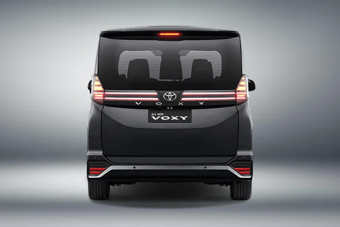 Toyota Voxy - Rear View